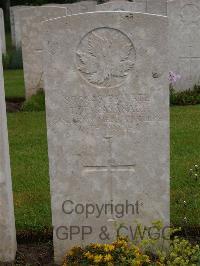 Etaples Military Cemetery - Takayanagi, T